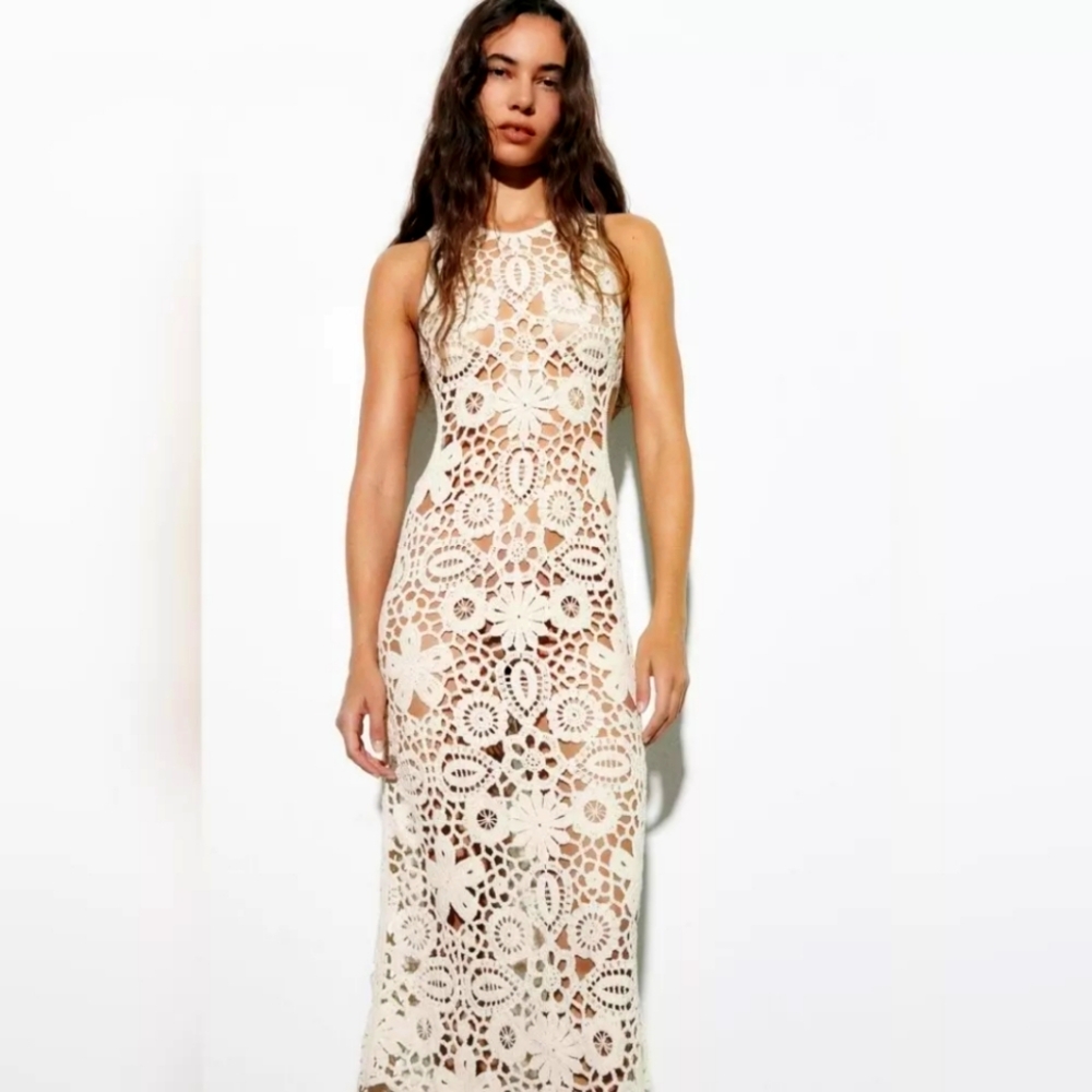 ZARA Limited Edition FLORAL CROCHET CUTOUT MIDI DRESS Size L .